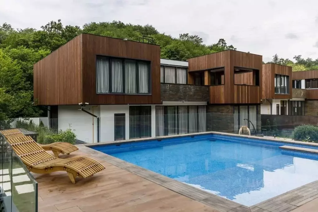 Дом в Краснодарский край, Сочи Белореченский пер., 11 (261 м) - Фото 2