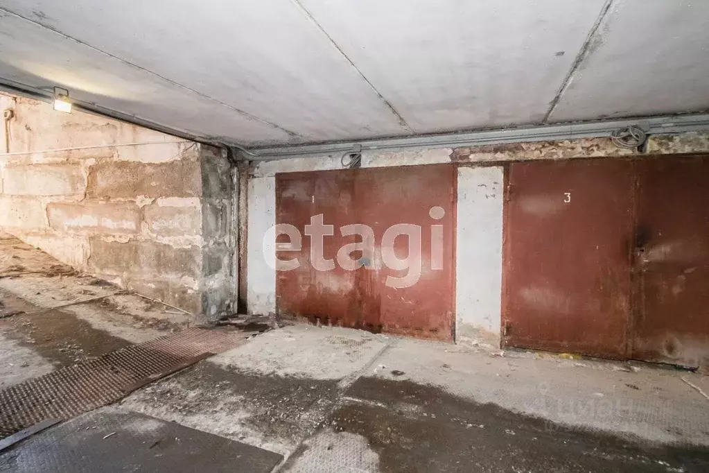 Гараж в Тюменская область, Тюмень ул. Крупской, 26 (20 м) - Фото 1