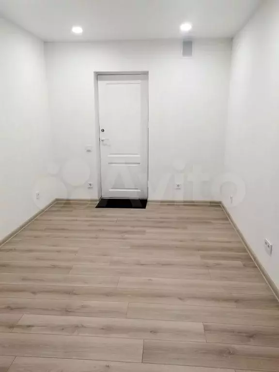 Комната 12 м в 6-к., 6/15 эт. - Фото 1