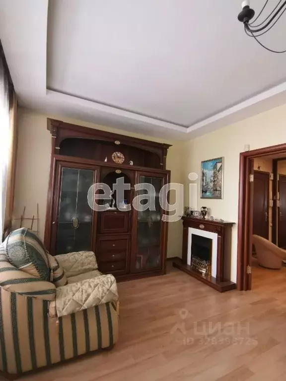 4-к кв. Бурятия, Улан-Удэ ул. Бабушкина, 13А (122.0 м) - Фото 1