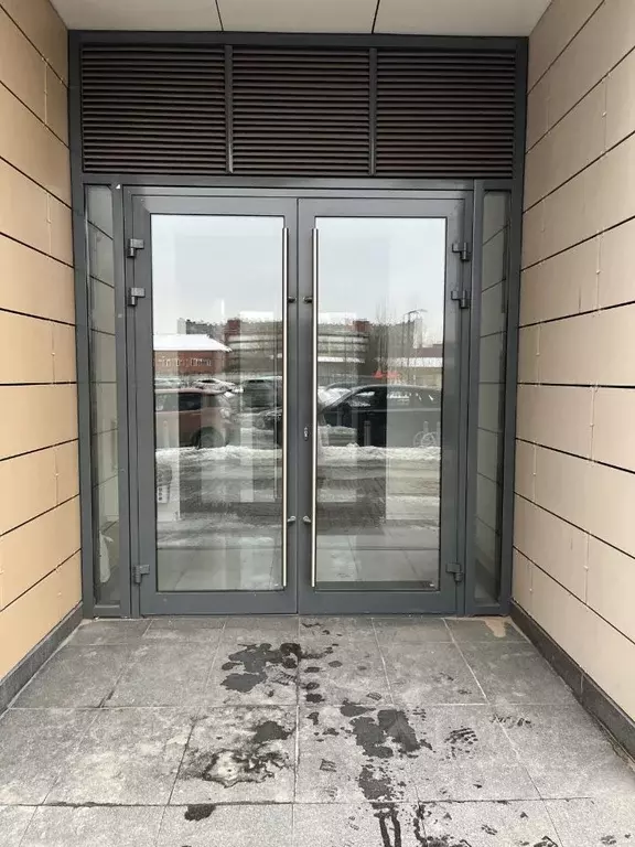 Помещение свободного назначения в Санкт-Петербург Кременчугская ул., ... - Фото 0