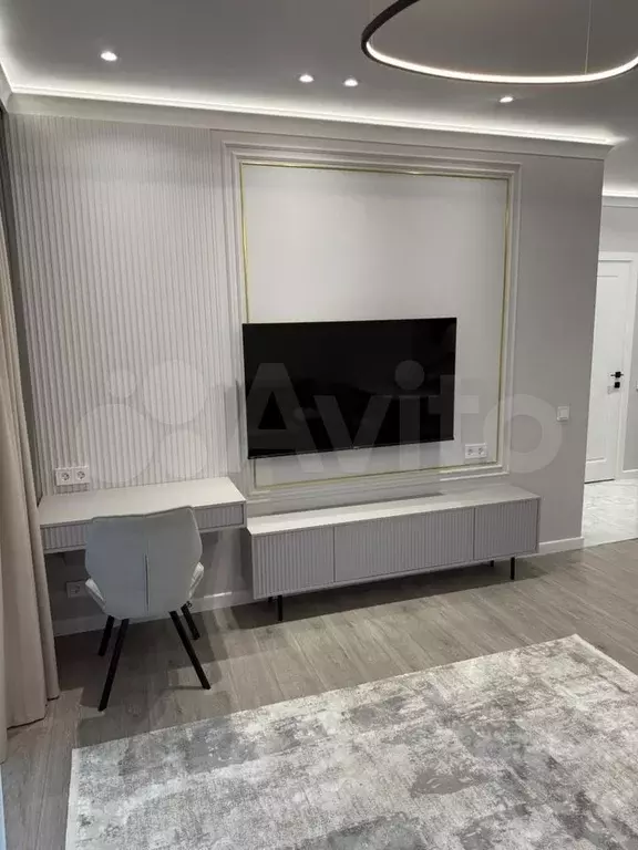2-к. квартира, 40 м, 3/21 эт. - Фото 1