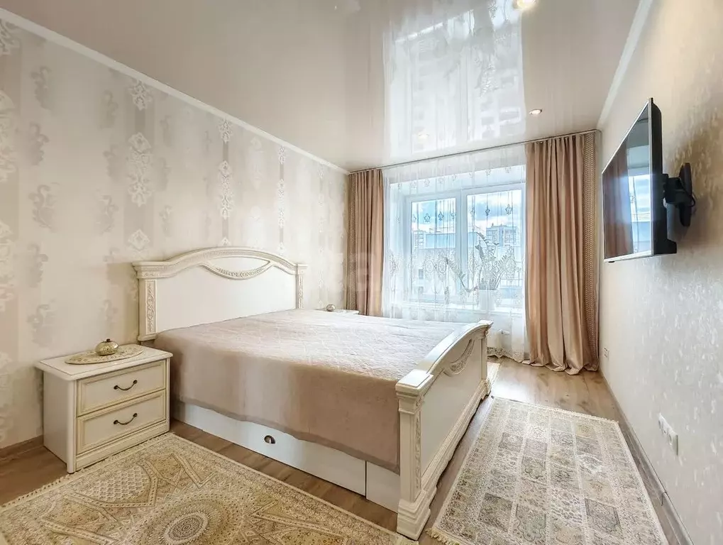 2-к кв. Тюменская область, Тюмень ул. Ю.-Р.Г. Эрвье, 28 (61.8 м) - Фото 1