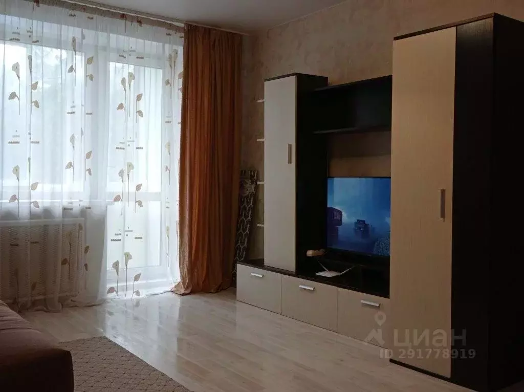 1-к кв. Свердловская область, Екатеринбург ул. Бахчиванджи, 8 (37.0 м) - Фото 1