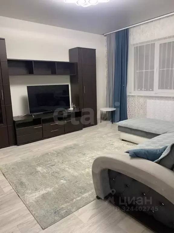 2-к кв. Ямало-Ненецкий АО, Новый Уренгой Оптимистов мкр, 2/2 (70.0 м) - Фото 1