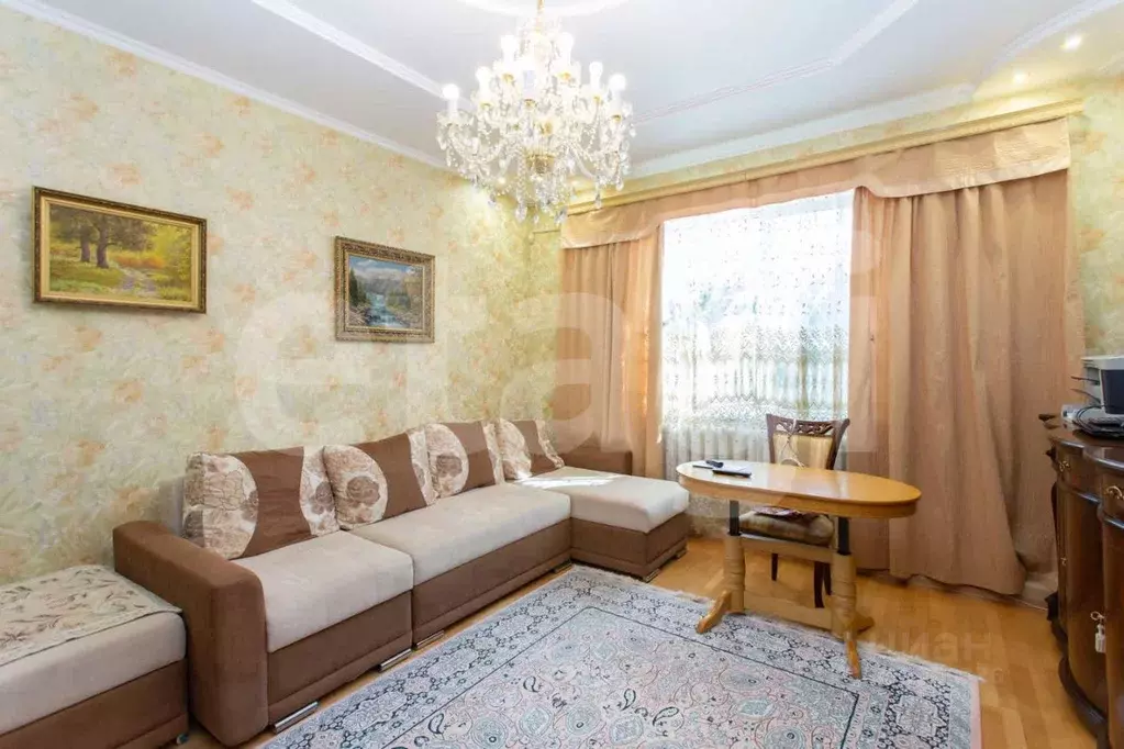 Коттедж в Тюменская область, Тобольск 11-й мкр, (330.5 м) - Фото 1