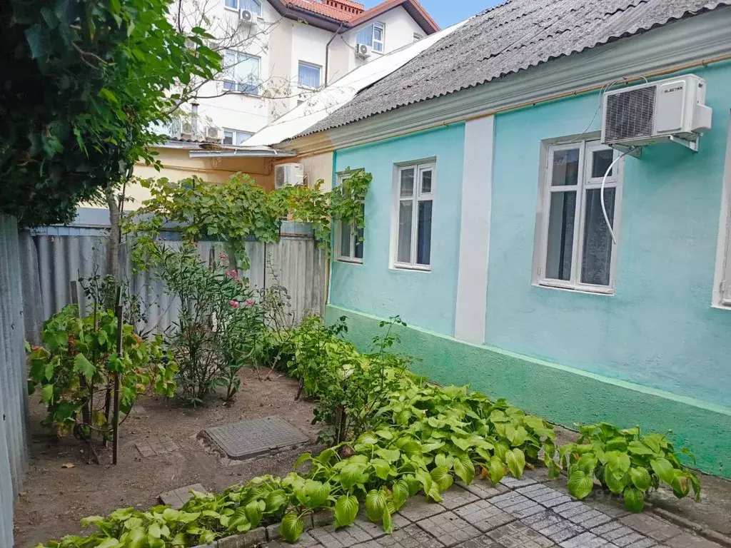 Дом в Краснодарский край, Геленджик Новороссийская ул., 18 (48 м) - Фото 1
