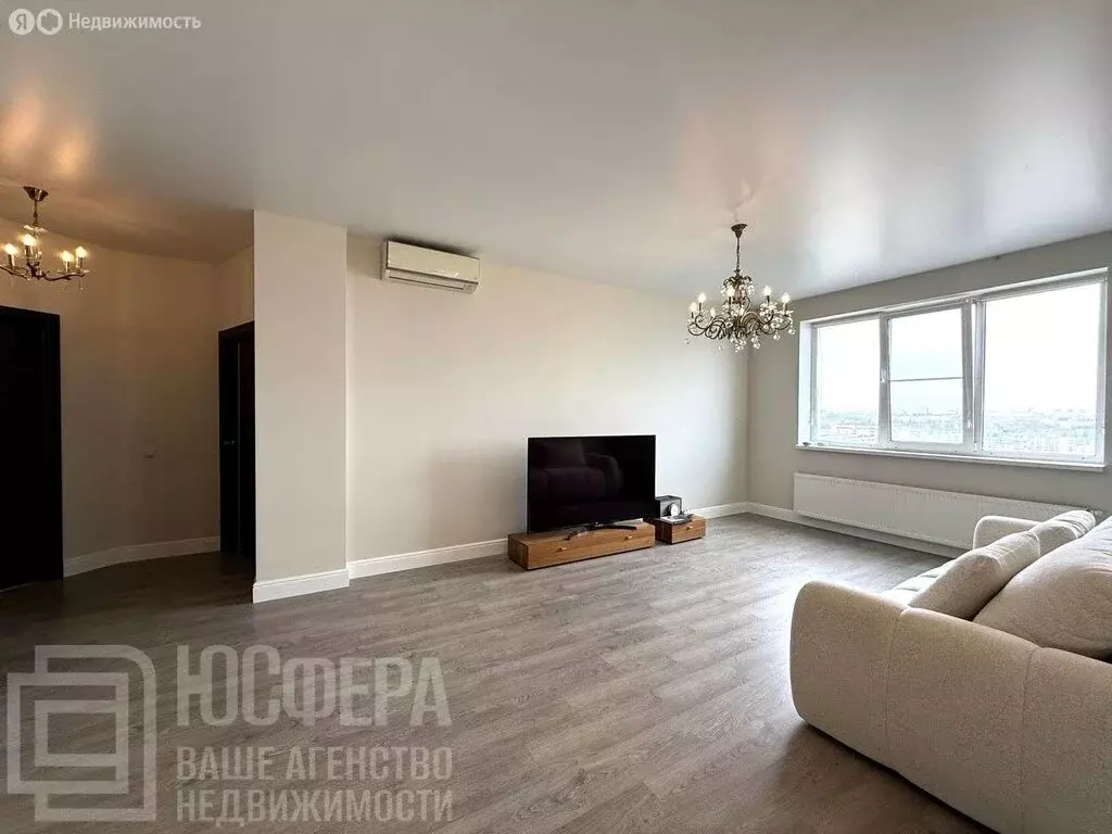 3-комнатная квартира: Волгоград, улица Глазкова, 2 (92.3 м) - Фото 1