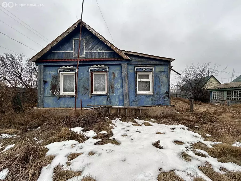 Дом в село Верхние Чебеньки, Центральная улица (60 м) - Фото 1