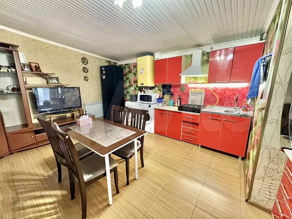 2-к. квартира, 64 м, 1/2 эт. - Фото 0