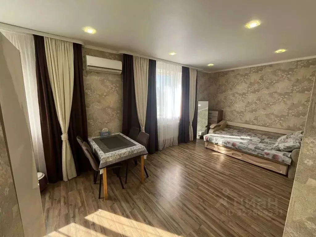 2-к кв. Ростовская область, Каменский район, Старостаничное с/пос, ... - Фото 1