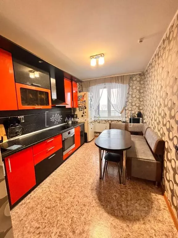 2-к кв. Томская область, Томск Солнечный мкр, ул. Обручева, 8 (63.0 м) - Фото 0