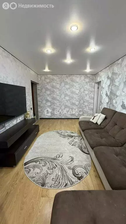 2-комнатная квартира: Орск, микрорайон Новый город, улица Маршала ... - Фото 1