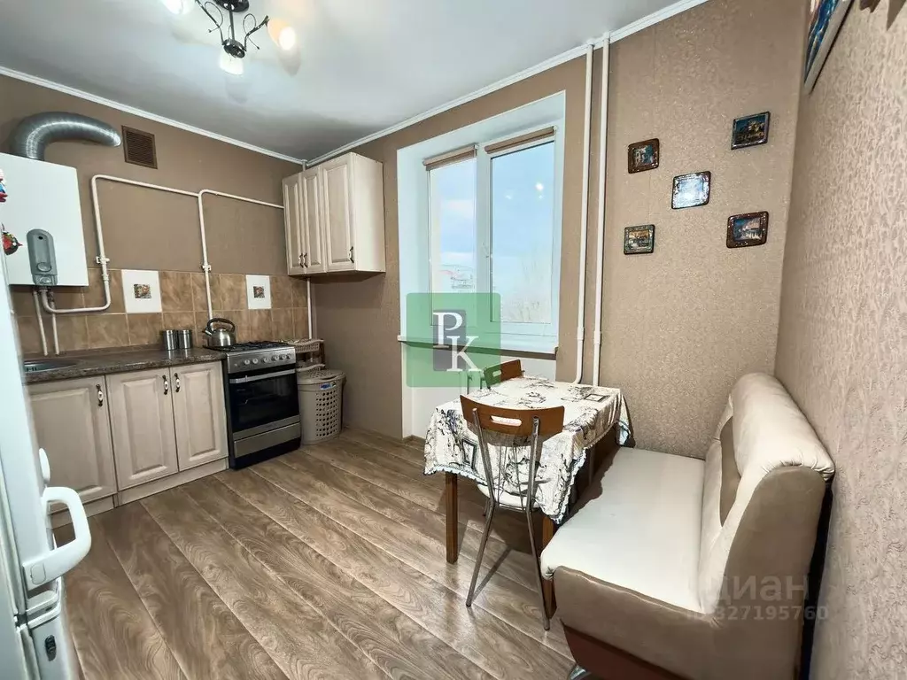 2-к кв. Севастополь ул. Вакуленчука, 26 (57.4 м) - Фото 2