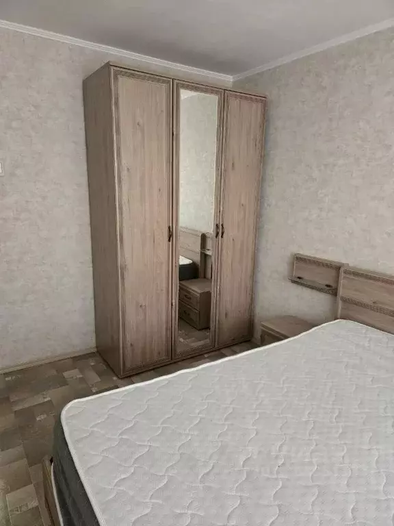 2-к кв. Челябинская область, Челябинск ул. Молодогвардейцев, 48 (50.0 ... - Фото 0