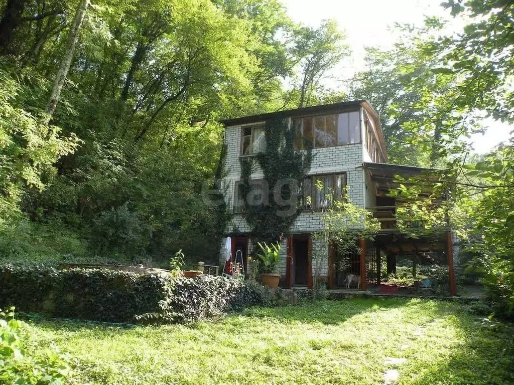 Дом в Краснодарский край, Геленджик городской округ, Бетта СТ  (100 м) - Фото 0