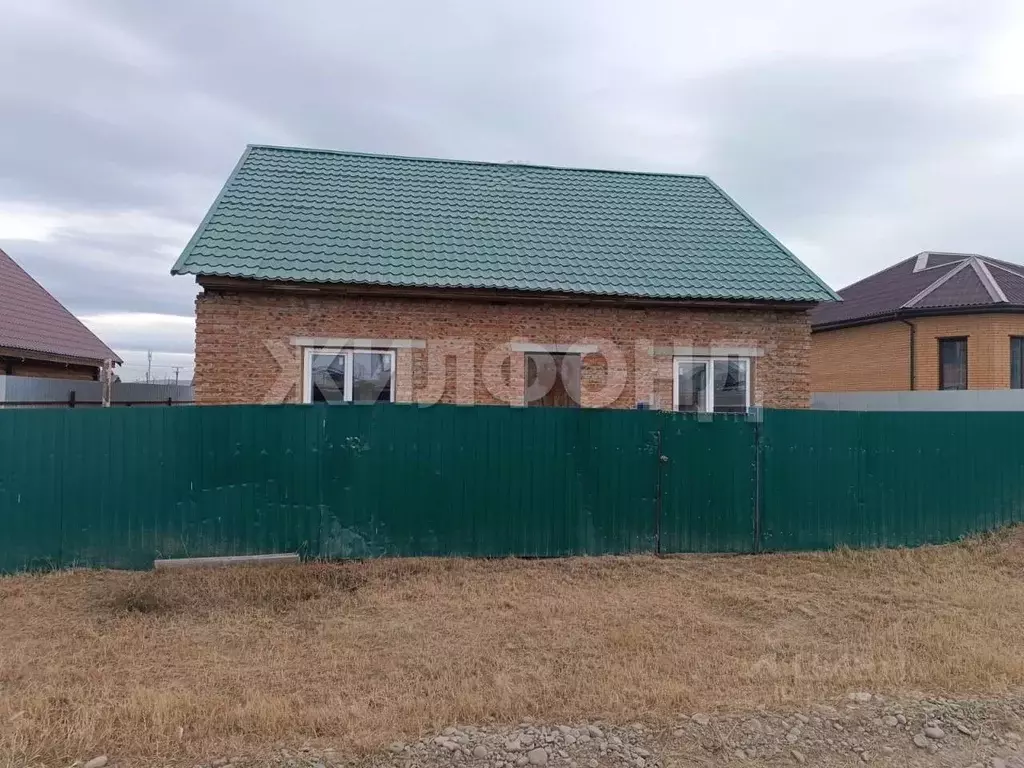 Дом в Хакасия, Усть-Абаканский район, с. Калинино ул. Привольная (94 ... - Фото 1