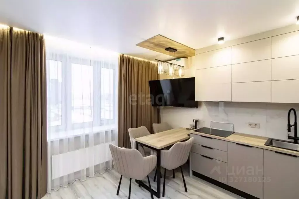 1-к кв. Тюменская область, Тюмень Новгородская ул., 20 (40.6 м) - Фото 1