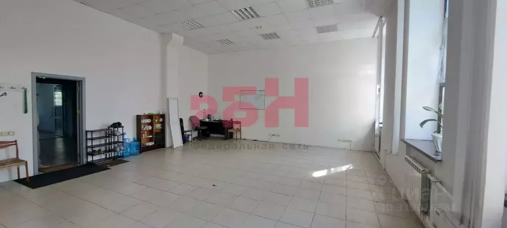Помещение свободного назначения в Омская область, Омск просп. Карла ... - Фото 1