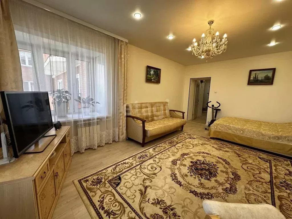 1-к кв. Амурская область, Благовещенск Забурхановская ул., 42 (50.7 м) - Фото 1