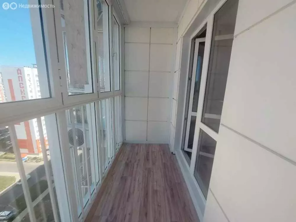 2-комнатная квартира: Анапа, улица Адмирала Пустошкина, 22к6 (67 м) - Фото 0