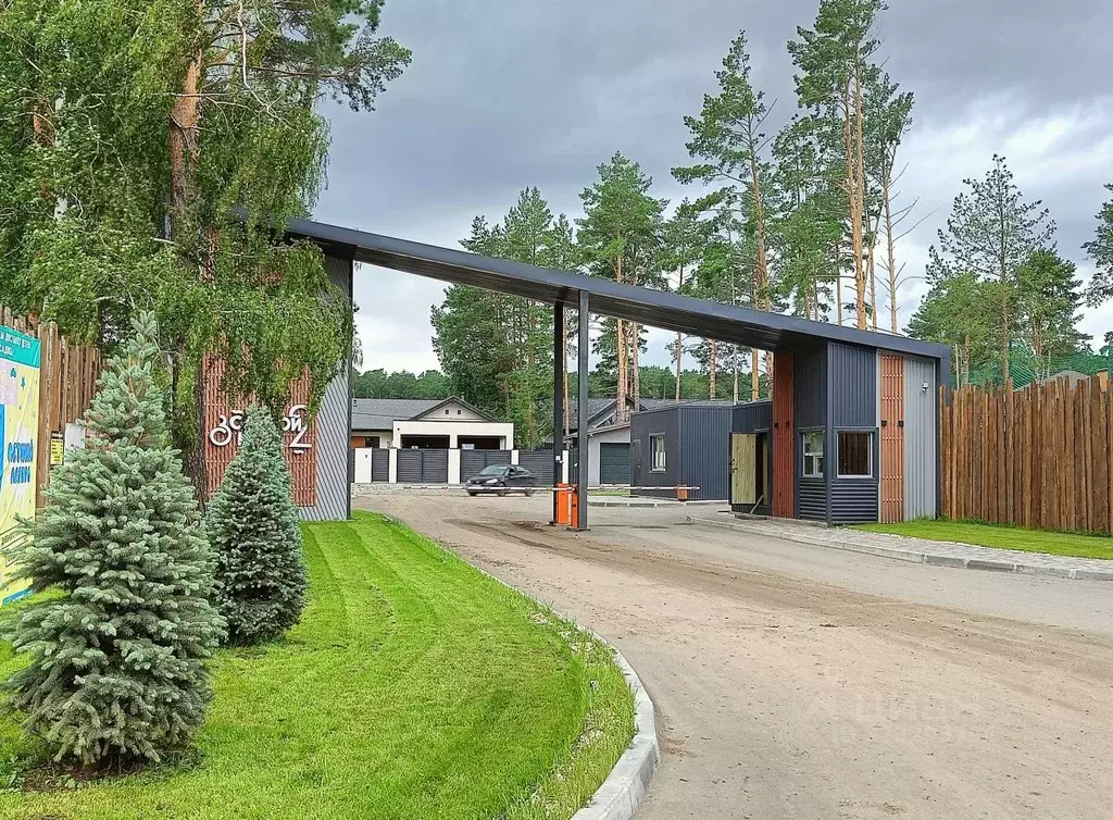 Участок в Свердловская область, Екатеринбург муниципальное ... - Фото 1