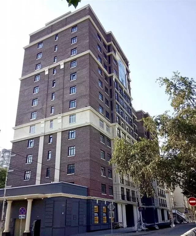 2-к. квартира, 70 м, 7/10 эт. - Фото 1