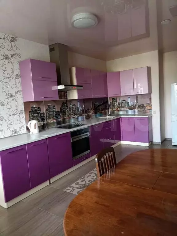 1-к. квартира, 54 м, 7/10 эт. - Фото 0