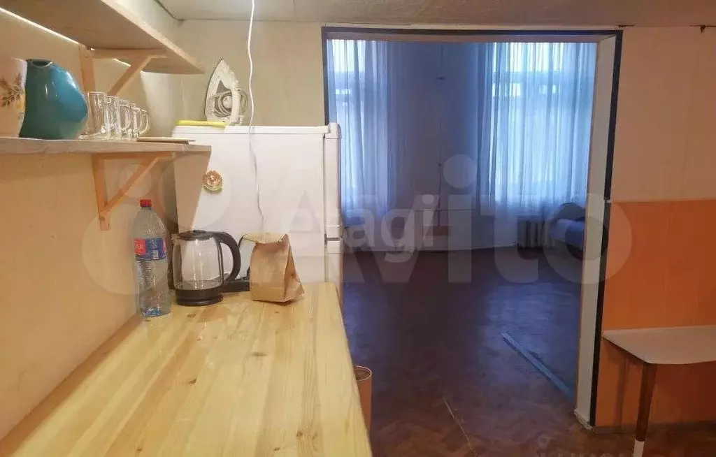 Комната 27,9 м в 7-к., 3/6 эт. - Фото 1