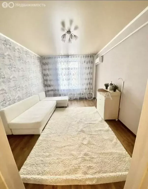 2-комнатная квартира: Барнаул, проспект Ленина, 93 (60 м) - Фото 1