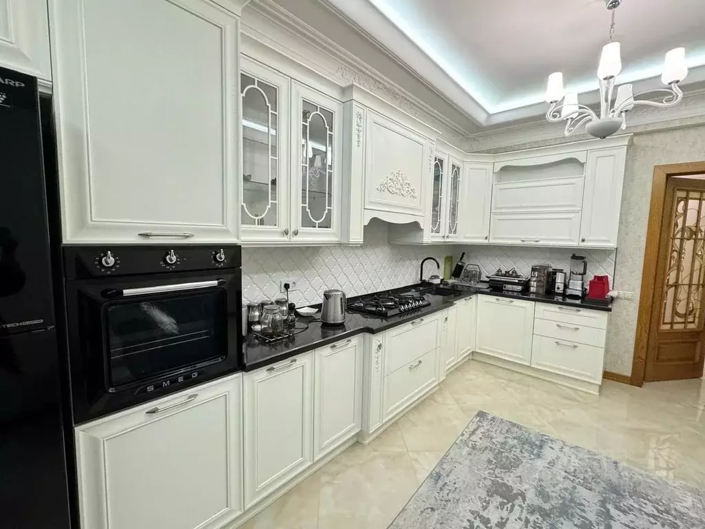 3-к кв. Дагестан, Махачкала ул. Ушакова, 4Б (130.0 м) - Фото 0