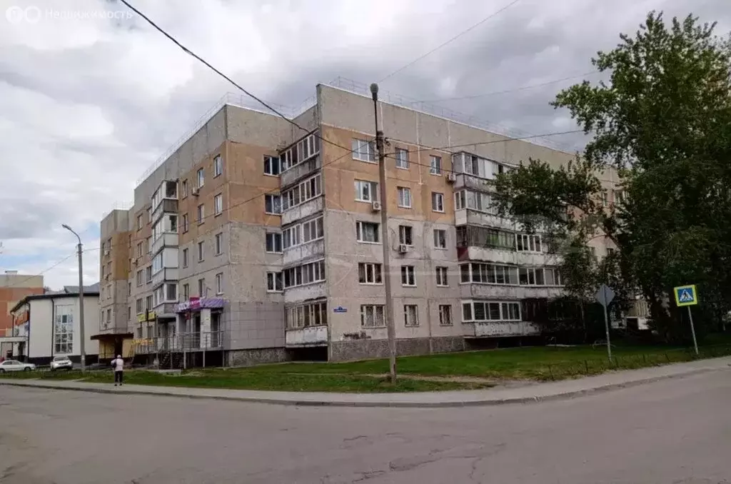 1-комнатная квартира: Тюмень, улица Домостроителей, 8 (33.3 м) - Фото 1