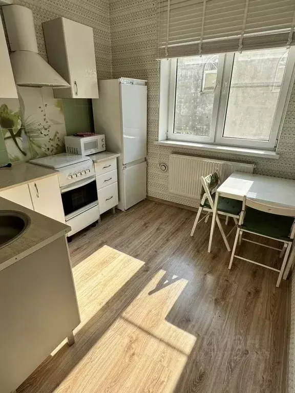 2-к кв. Калининградская область, Калининград ул. Каштановая Аллея, 41 ... - Фото 1