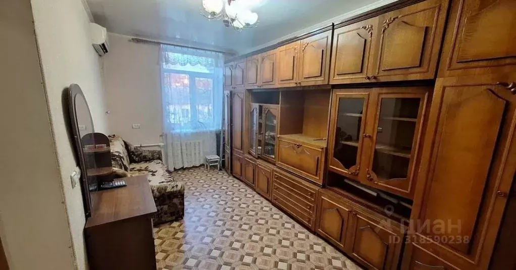 3-к кв. Ростовская область, Каменск-Шахтинский Заводской мкр, ул. ... - Фото 0