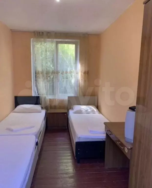 Комната 15 м в 1-к., 1/2 эт. - Фото 0