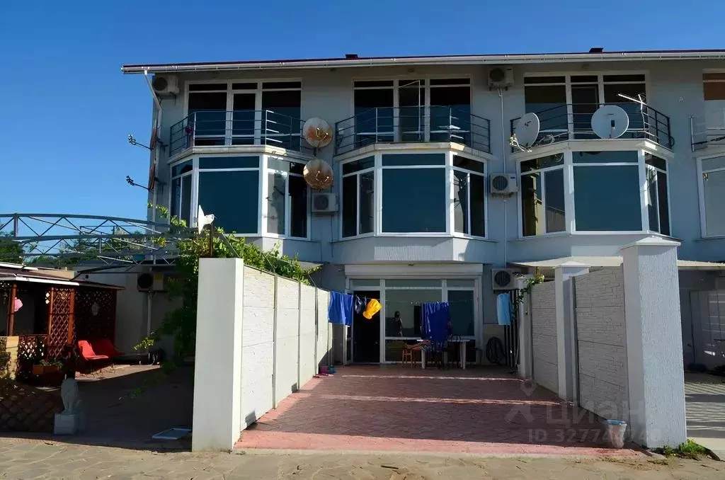 Дом в Крым, Феодосия муниципальный округ, Приморский пгт ул. ... - Фото 1