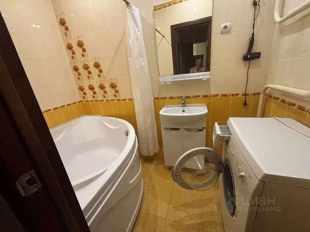 2-к кв. Нижегородская область, Нижний Новгород ул. Родионова, 29 (60.0 ... - Фото 1