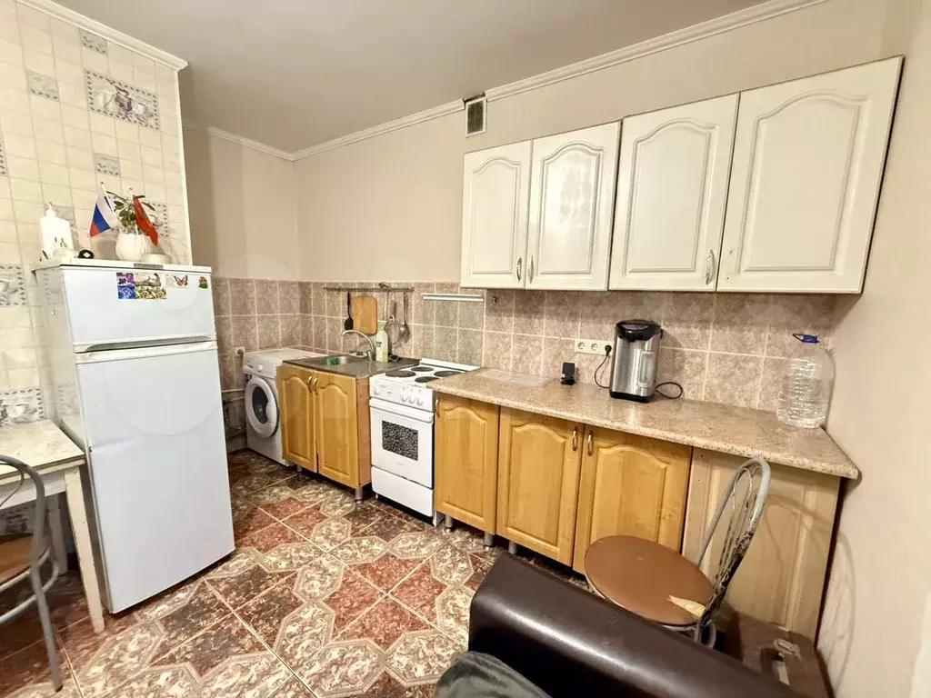 2-к. квартира, 60 м, 1/16 эт. - Фото 1
