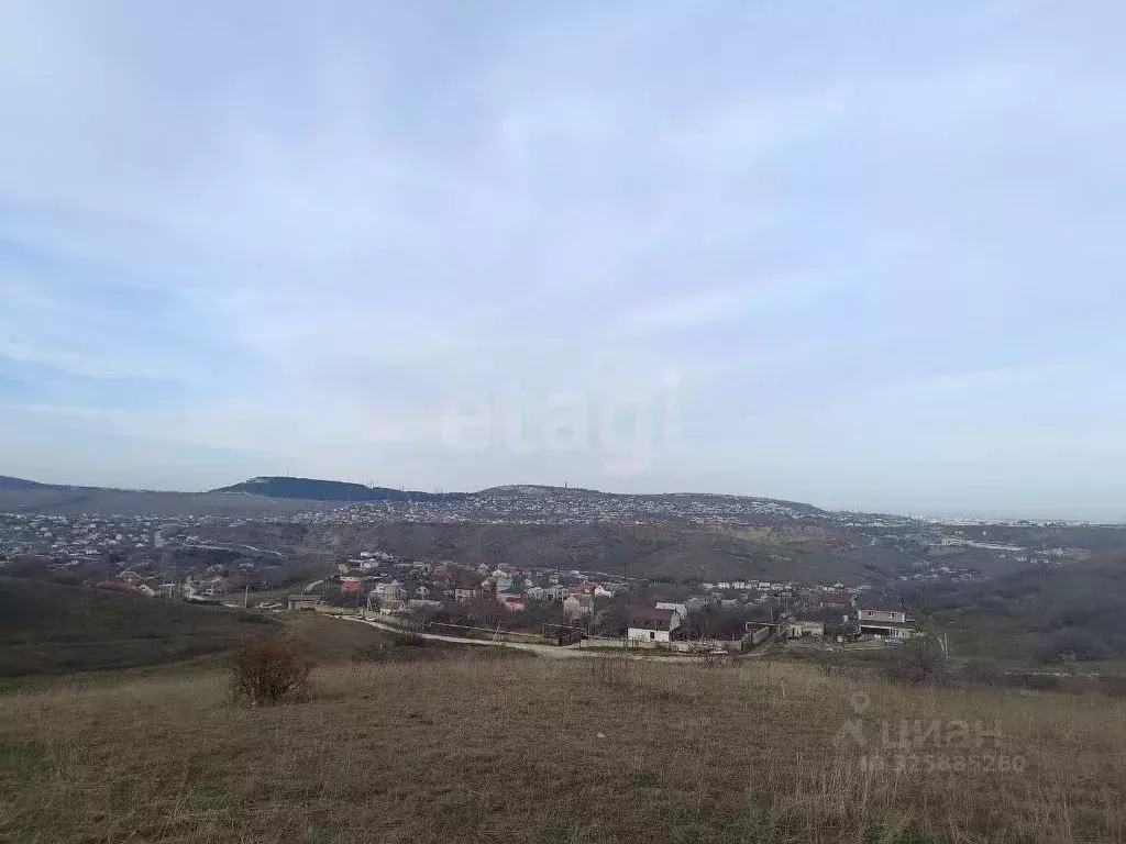 Участок в Крым, Симферопольский район, Перовское с/пос, с. Украинка ... - Фото 1