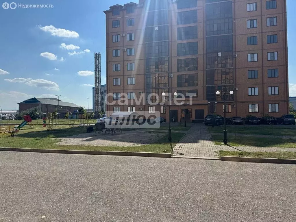 5-комнатная квартира: Грозный, Восточная Объездная улица, 13В (270 м) - Фото 2