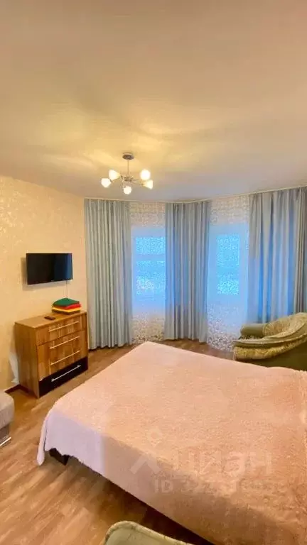 1-к кв. Ханты-Мансийский АО, Нижневартовск ул. Героев Самотлора, 18 ... - Фото 2