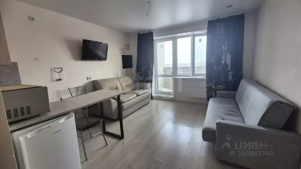 Студия Тюменская область, Тюмень ул. Тимофея Чаркова, 28 (24.1 м) - Фото 1