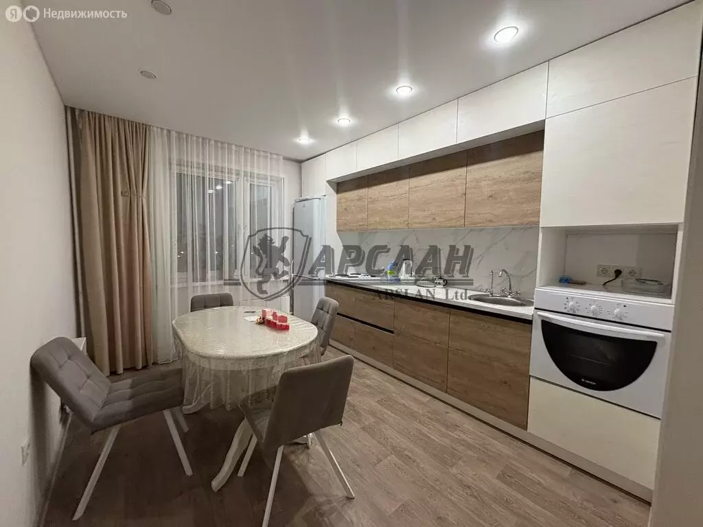 2-комнатная квартира: Казань, улица Академика Глушко, 22А (65 м) - Фото 1