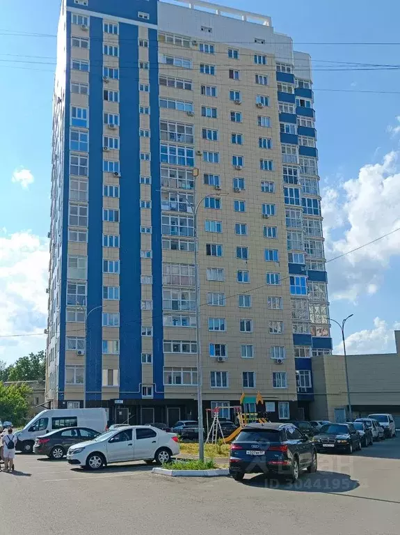 3-к кв. Орловская область, Орел пл. Поликарпова, 20 (106.3 м) - Фото 0