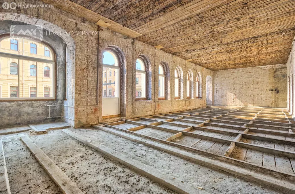 Квартира-студия: Санкт-Петербург, проспект Добролюбова, 3 (233 м) - Фото 2