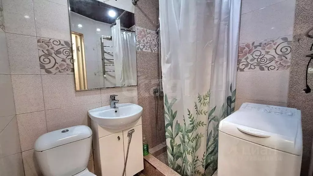 2-к кв. Крым, Симферополь ул. Дмитрия Ульянова (40.7 м) - Фото 0
