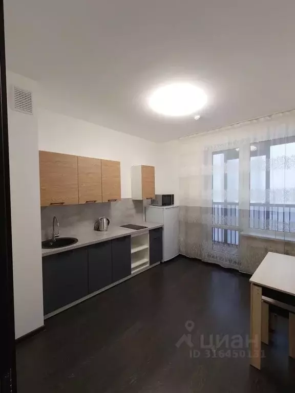1-к кв. Санкт-Петербург ул. Верхне-Каменская, 11к1 (32.0 м) - Фото 0