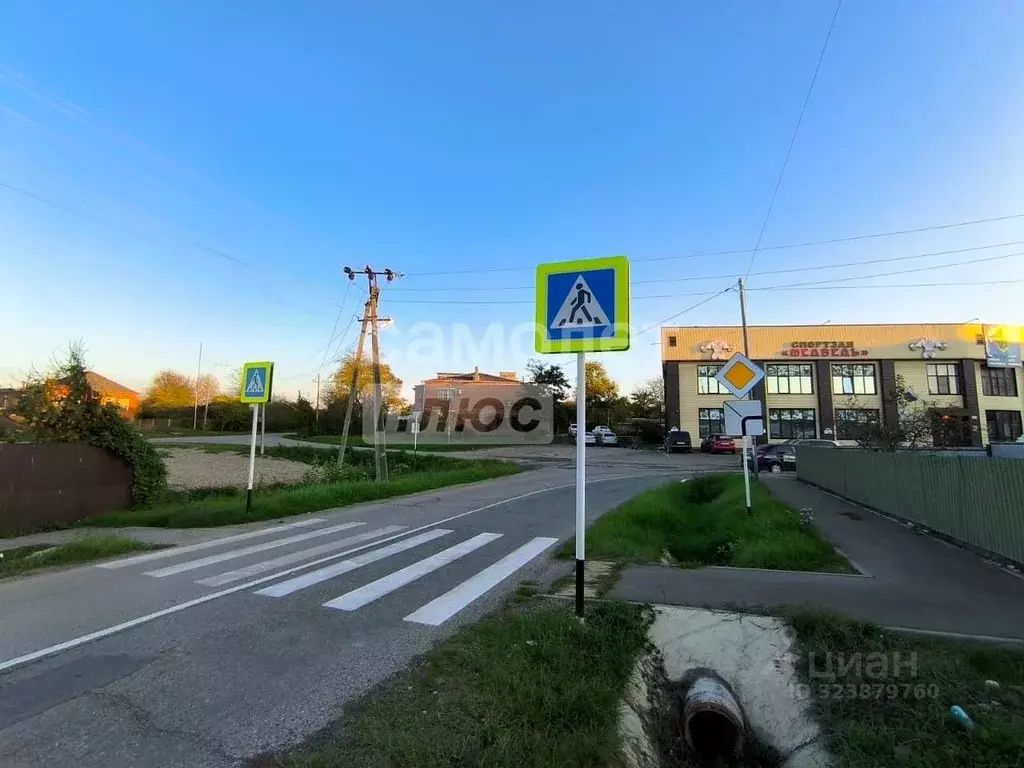 Участок в Краснодарский край, Апшеронск Комсомольская ул. (3.0 сот.) - Фото 2