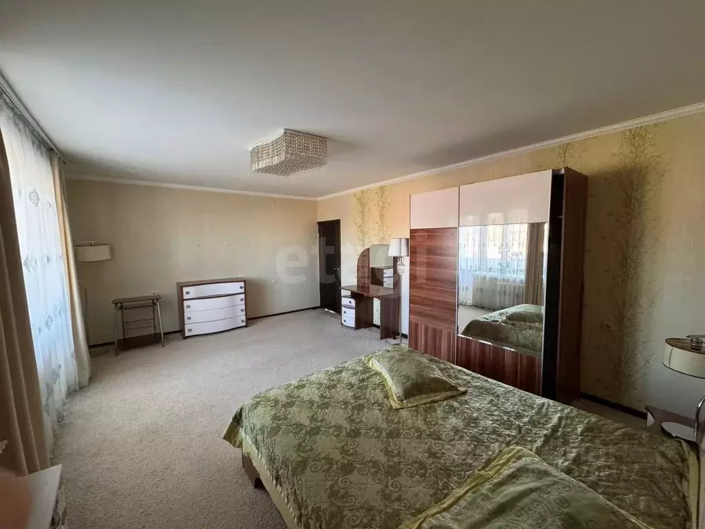 2-к кв. Забайкальский край, Чита Угданская ул., 17 (85.2 м) - Фото 1