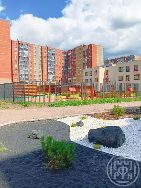 3-к кв. Санкт-Петербург, Санкт-Петербург, Колпино Загородная ул., 45к3 ... - Фото 0